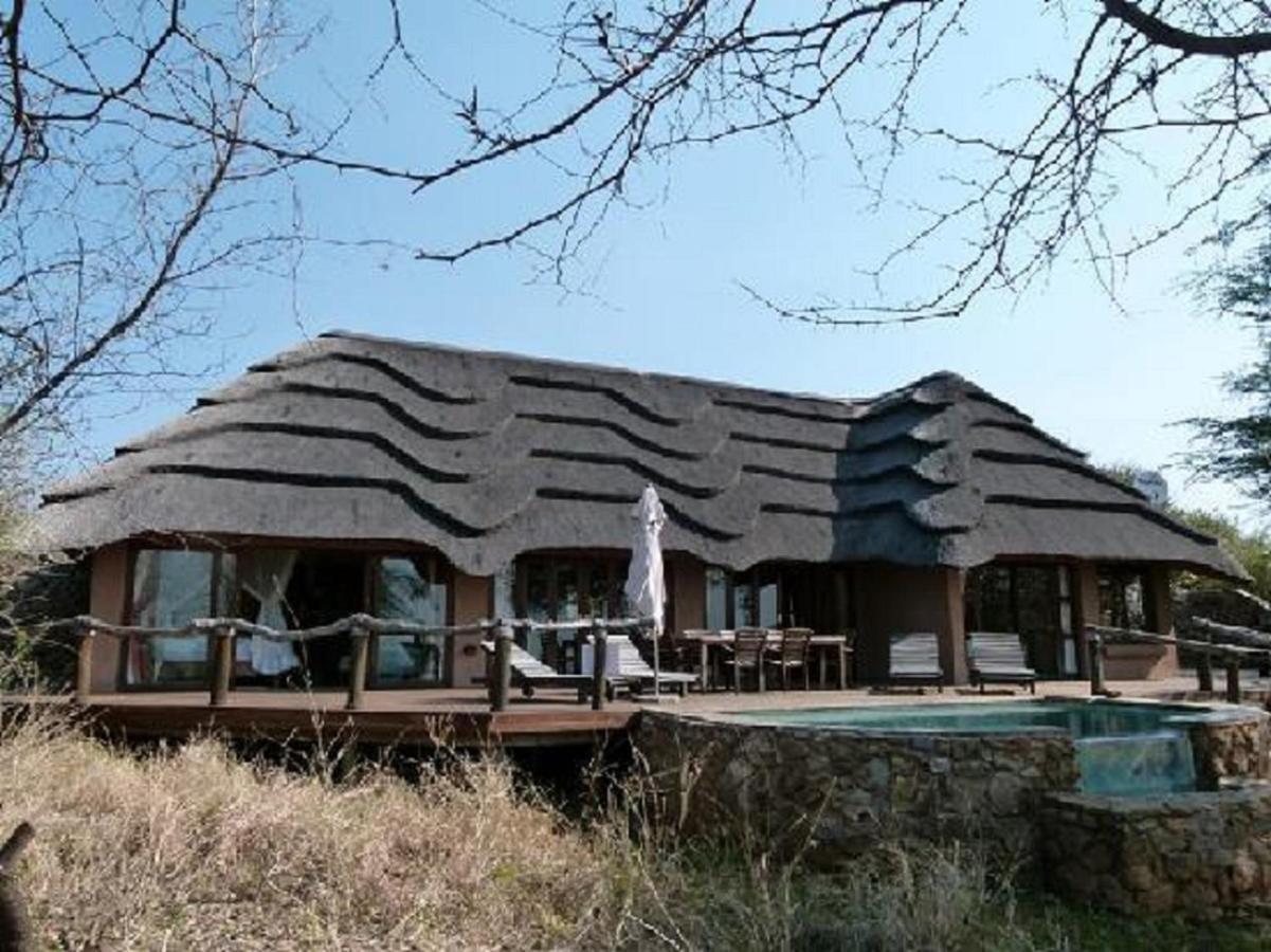 Motswiri Private Safari Lodge Мадікве-Ґейм-Резерв Екстер'єр фото