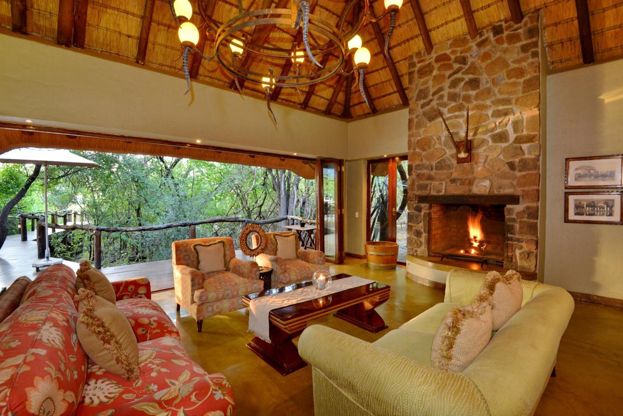 Motswiri Private Safari Lodge Мадікве-Ґейм-Резерв Екстер'єр фото